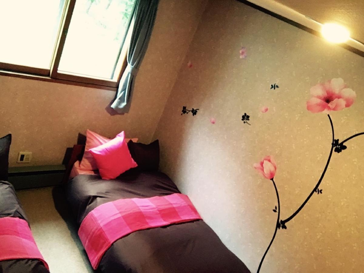 E-Joy Hostel Fujikawaguchiko Εξωτερικό φωτογραφία